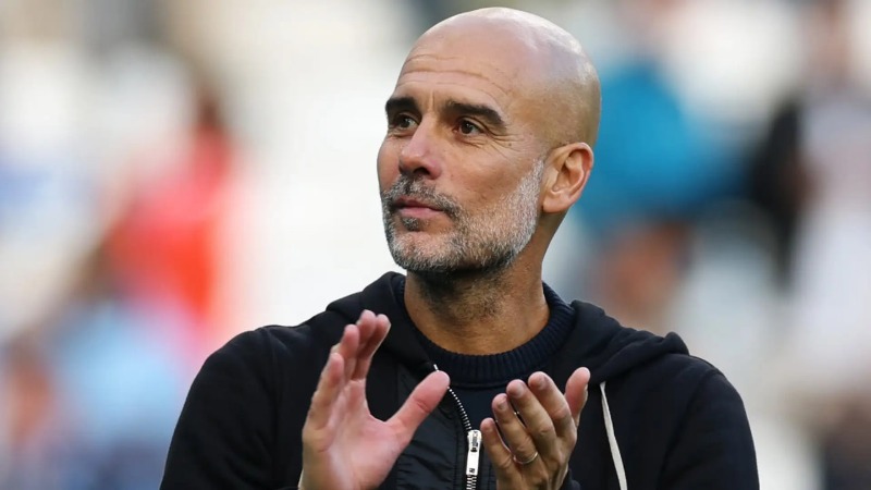 លោក Pep Guardiola បង្ហើបពីឆ្នាំដែលលោកនឹងឈប់សម្រាកពីការងារជាគ្រូបង្វឹក ក្នុងការឆ្លើយតបយ៉ាងខ្លីចំពោះការព្រមាន 'ស្តារថាមពល' ពីអតីតមិត្តរួមការងារនៅ Man City