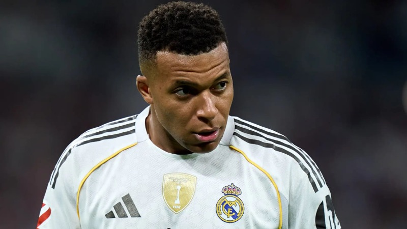 តើ Kylian Mbappe ត្រលប់មកវិញហើយឬនៅ? លោក Xabi Alonso ផ្តល់ព័ត៌មានថ្មីសំខាន់អំពីកាយសម្បទារបស់ខ្សែប្រយុទ្ធឆ្នើម បន្ទាប់ពីរូបគេមានរបួសពេលបំពេញកាតព្វកិច្ចជាមួយក្រុមជម្រើសជាតិបារាំង