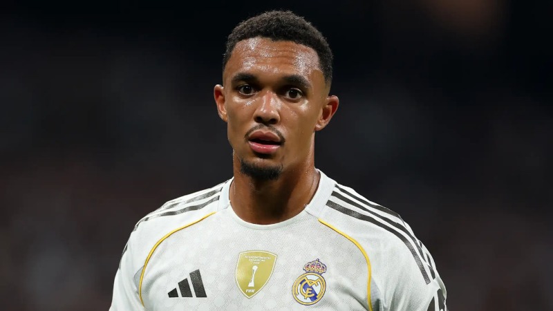 Real Madrid ទទួលបានដំណឹងល្អពីការត្រលប់មកហ្វឹកហាត់របស់ខ្សែការពារ Trent Alexander-Arnold