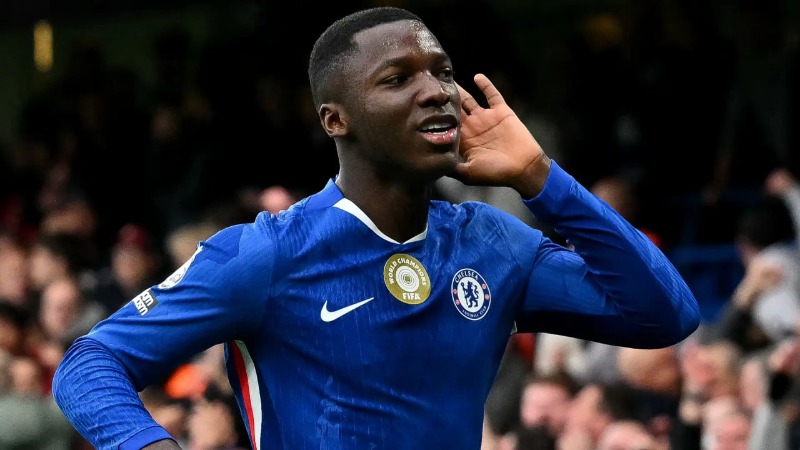 Chelsea បានចាប់ផ្តើមការពិភាក្សាជាមួយកីឡាករ Moises Caicedo ដើម្បីផ្តល់កិច្ចសន្យាថ្មី