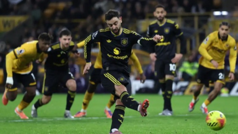 Bruno Fernandes បង្ហាញសមត្ថភាពអស្ចារ្យ ដឹកនាំ Manchester United ឈ្នះ Wolves 4-1 និងឡើងចូល Top 6 Premier League