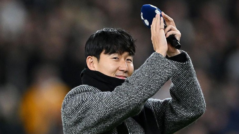Son Heung-min ត្រឡប់មក Tottenham Hotspur ដើម្បីលាអ្នកគាំទ្រ