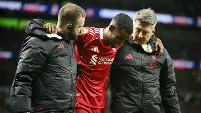 Liverpool បារម្ភថា Alexander Isak អាចនឹង "បាក់ជើង" ក្រោយរងរបួសក្នុងជំនួបជាមួយ Spurs