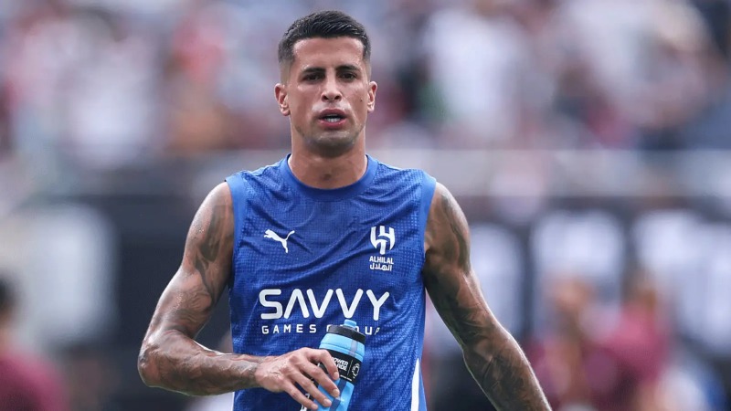 Joao Cancelo ត្រៀមត្រលប់មកអឺរ៉ុបវិញ ខណៈ Barcelona ចាប់អារម្មណ៍ទាំង Cancelo និង Nathan Ake