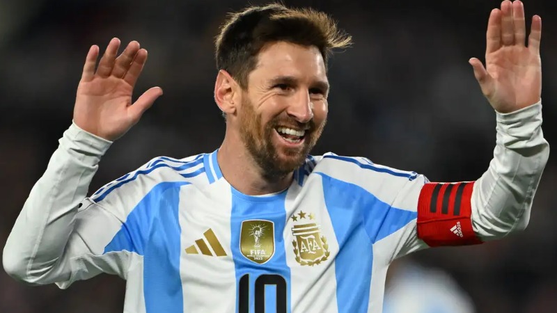 Javier Zanetti សរសើរ Lionel Messi ថាជាកីឡាករដែលអាចធ្វើរឿង “មិនធម្មតា” លើទីលាន