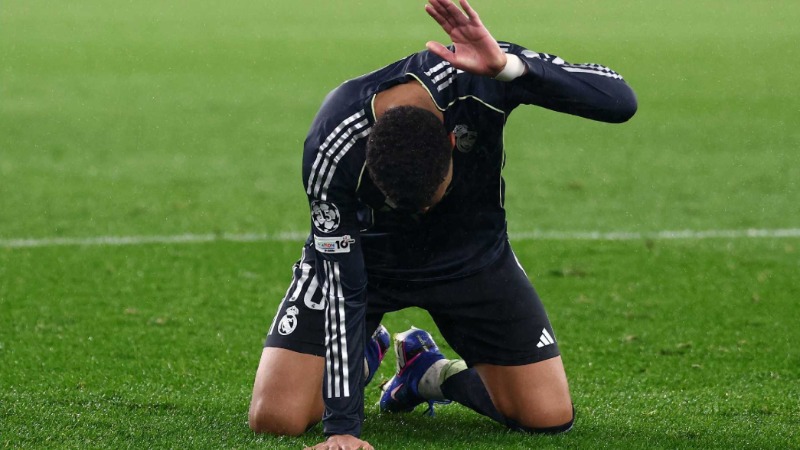 Kylian Mbappé បានបង្ហាញការខកចិត្តយ៉ាងច្បាស់ ក្នុងការសម្ភាសន៍ (mixed zone) បន្ទាប់ពីការប្រកួត ដោយបញ្ចេញពាក្យរិះគន់យ៉ាងតឹងរឹងចំពោះទម្រង់លេងរបស់ Real Madrid