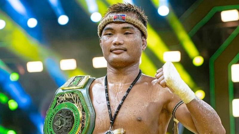 ច្បាស់ការហើយ! ពេជ្រ សម្បត្តិ ត្រៀមអង្រួនសង្វៀនអន្តរជាតិ ចាប់ផ្តើមពីប្រទេសបារាំង