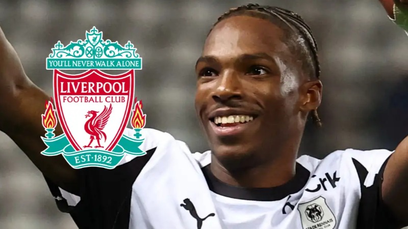 Liverpool ត្រូវបានរាយការណ៍ថា បានឈ្នះការប្រជែងជាមួយគូប្រជែងនៅ Premier League គឺ Chelsea ដើម្បីចុះហត្ថលេខាលើខ្សែការពារវ័យក្មេងមានទេពកោសល្យ Jeremy Jacquet ពីក្លិបបារាំង Rennes