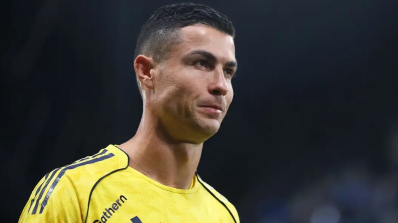 Cristiano Ronaldo បំបែកភាព ស្ងៀមស្ងាត់ លើបណ្តាញសង្គម បញ្ជាក់ថាគាត់នៅតែ ប្តេជ្ញាចិត្ត ជាមួយ Al-Nassr ក្រោយមានពាក្យចចាមអារ៉ាមថាគាត់ បដិសេធលេង នៅ Saudi Pro League