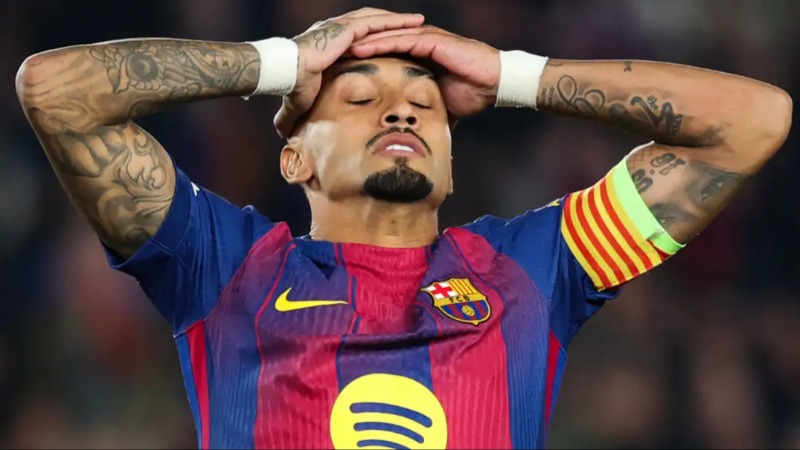 តារា Barcelona Raphinha ផ្ទុះកំហឹងចំពោះការមិនជ្រើសរើសរូបគាត់សម្រាប់ Ballon d’Or និង FIFA Best ដែលគាត់ហៅថា “អយុត្តិធម៌”
