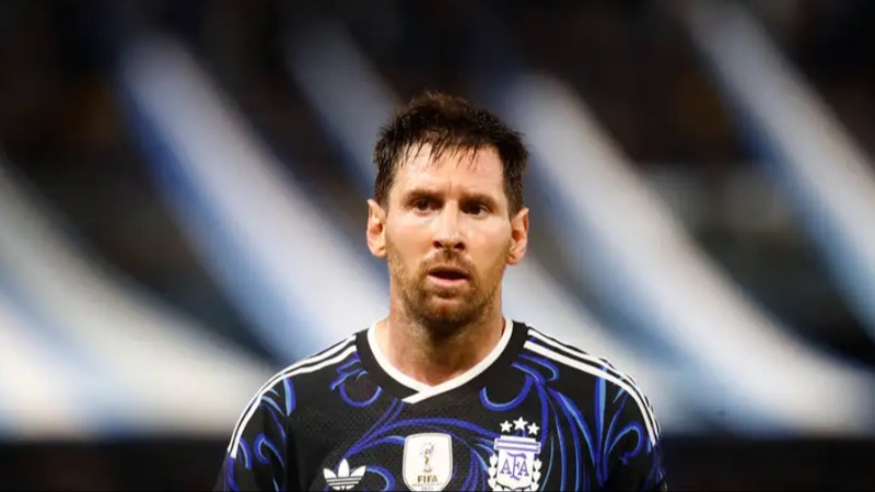 Leo Messi មិនអាចទប់អារម្មណ៍បានទេ ដោយស្រក់ទឹកភ្នែកក្នុងការប្រកួតចុងក្រោយ ប៉ះពាល់ចិត្តអ្នកគាំទ្រទូទាំងពិភពលោក