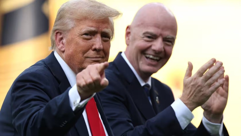 ប្រធានសហព័ន្ធ FIFA ធានាថា លោក Donald Trump នឹងមានវត្តមានផ្ទាល់ក្នុងវគ្គផ្តាច់ព្រ័ត្រ World Cup 2026 ដើម្បីប្រគល់ពានជូនក្រុមជើងឯក