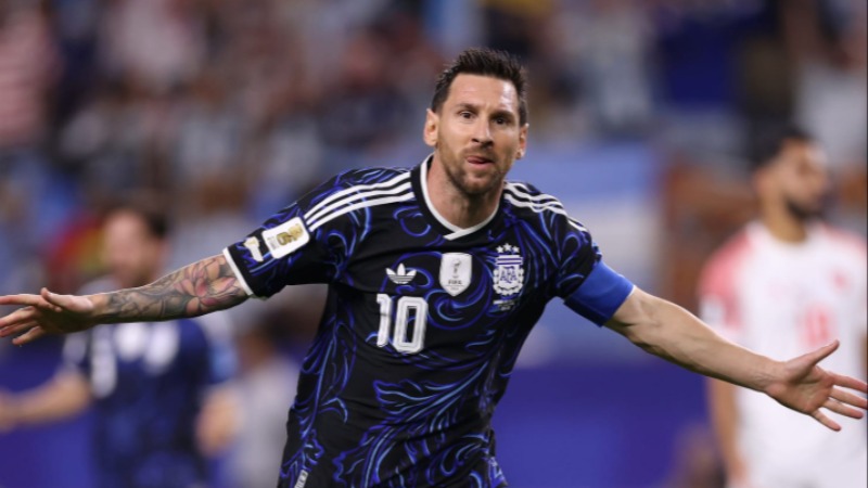 Lionel Messi ស៊ុតបញ្ចូលទីគ្រាប់ទី 19 ក្នុង World Cup តាមរយៈការទាត់ហ្វ្រីឃីក ក្រោយប្តូរចូលនៅវគ្គទីពីរ
