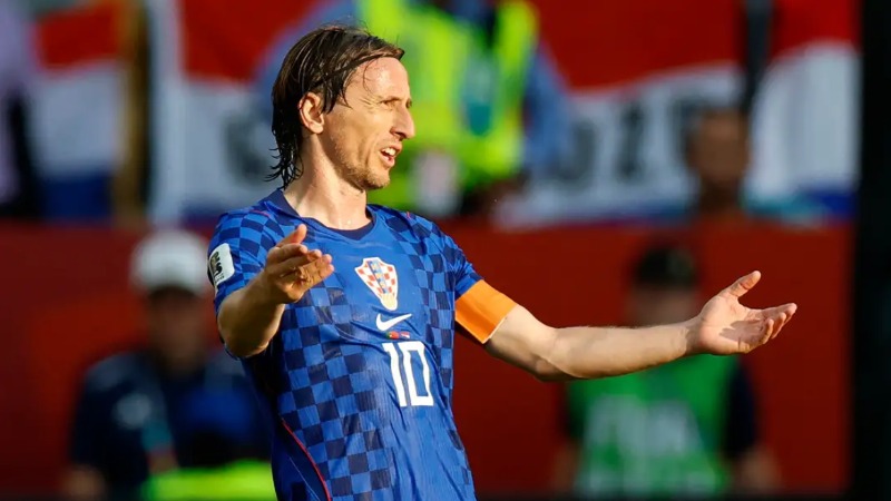 Luka Modric ជឿជាក់ថា ក្រុមធំៗតែងតែទទួលបានផលចំណេញពីការសម្រេចចិត្តរបស់អាជ្ញាកណ្តាល និងប្រព័ន្ធ VAR ជាងក្រុមតូច