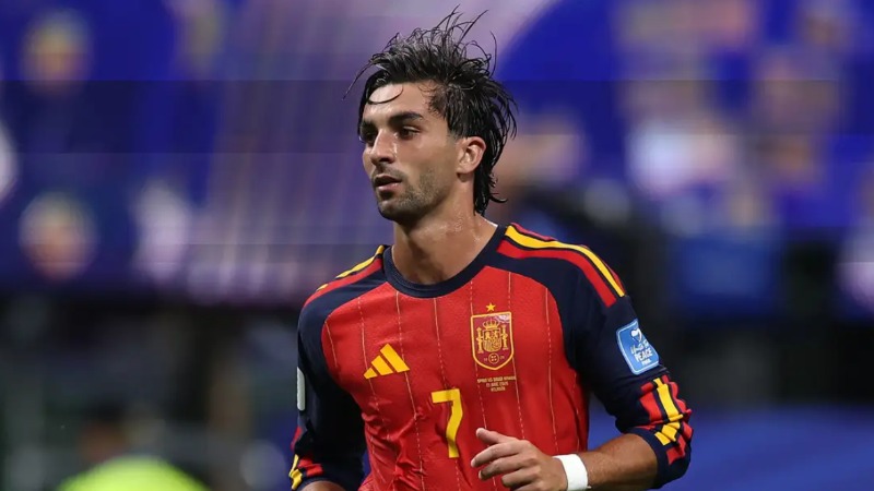 Ferran Torres ចង់ទៅរួមការងារជាមួយគ្រូចាស់ Luis Enrique នៅ PSG ខណៈBarcelona កំពុងចរចាលក់ចេញ