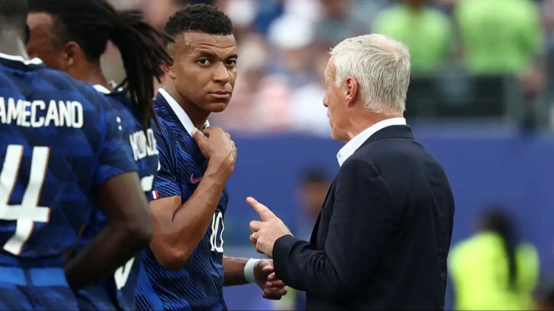 Kylian Mbappe រិះគន់យុទ្ធសាស្ត្ររបស់លោក Didier Deschamps ជាសាធារណៈ ក្រោយអេស្ប៉ាញលត់បារាំងយ៉ាងចាស់ដៃឡើងទៅវគ្គផ្តាច់ព្រ័ត្រ World Cup