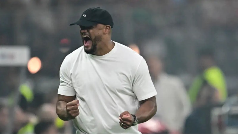 តារាឆ្នើមរបស់ Bayern Munich បញ្ជាក់ពីការចុះកិច្ចសន្យាថ្មី បន្ទាប់ពីការចរចាអូសបន្លាយពេលជាច្រើនខែ