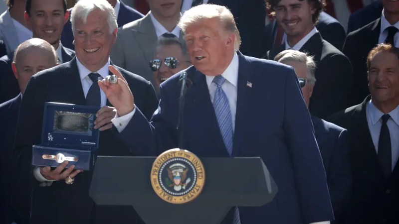 ឧទ្ធម្ភាគចក្ររបស់លោក Donald Trump និងមេដឹកនាំ G7 បានចុះចតធ្វើឱ្យខូចខាតទីលានហ្វឹកហាត់របស់ Brighton នៅប្រទេសបារាំង
