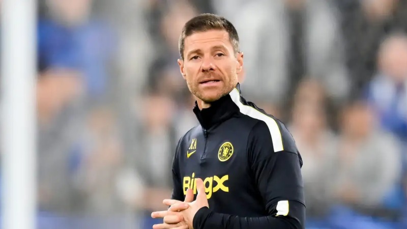 Xabi Alonso រំពឹងថា Chelsea នឹងមានការប្រែប្រួលកាន់តែច្រើនក្នុងទីផ្សារដោះដូរ ខណៈលោកលាតត្រដាងពី «ផែនការ» ផ្គុំ Morgan Rogers ជាមួយ Cole Palmer